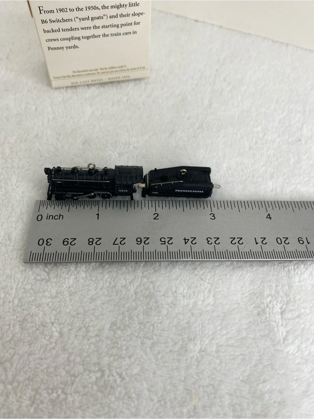 Hallmark Keepsake 2006 Steam Locomotive & Tender Lionel Pennsylvania B6 Ornament